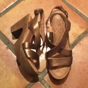 Born platform sandals size 8